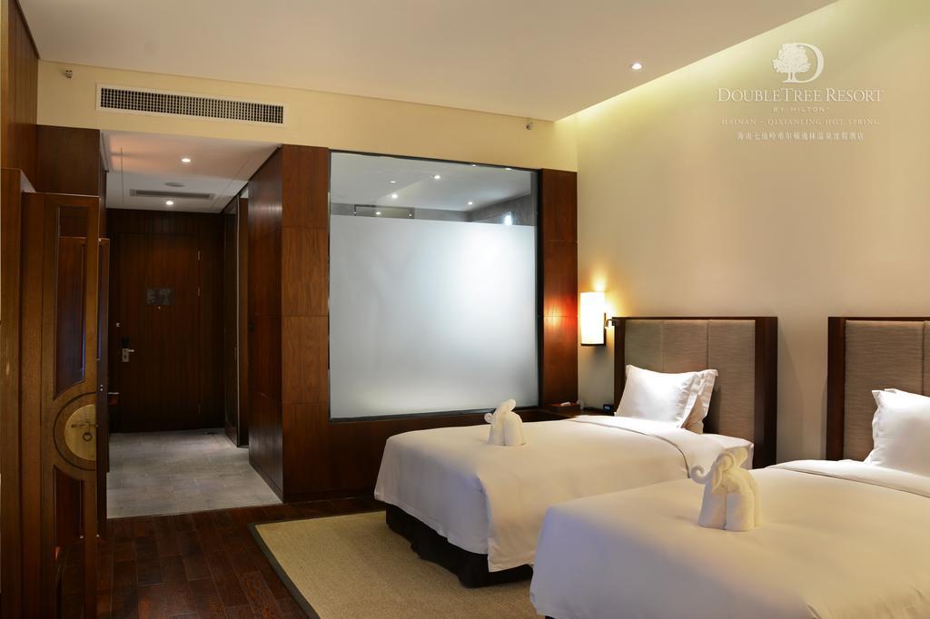 Doubletree Resort By Hilton Hotel Hainan - Qixianling Hot Spring Baoting Buitenkant foto