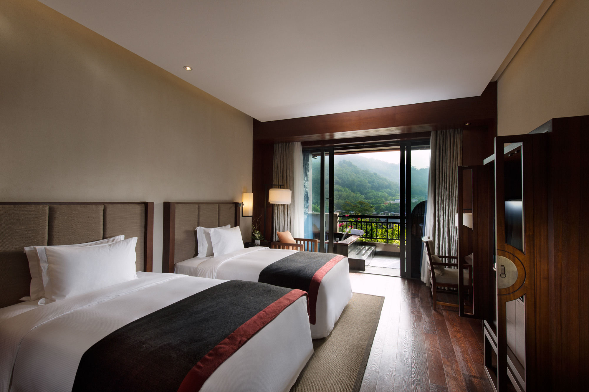 Doubletree Resort By Hilton Hotel Hainan - Qixianling Hot Spring Baoting Buitenkant foto