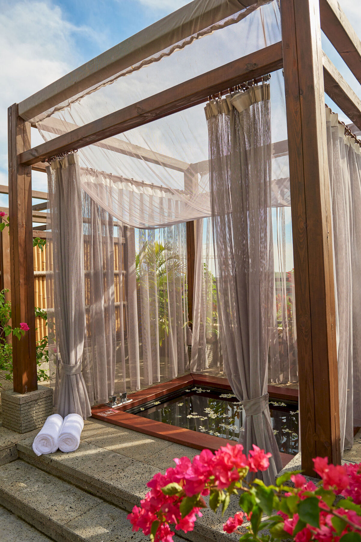Doubletree Resort By Hilton Hotel Hainan - Qixianling Hot Spring Baoting Buitenkant foto